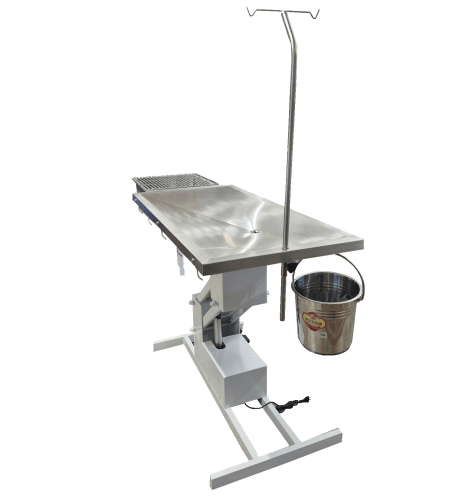 Elektrisch höhenverstellbarer veterinärmedizinischer Dental-Tisch stol ze zlewem z kratami.png